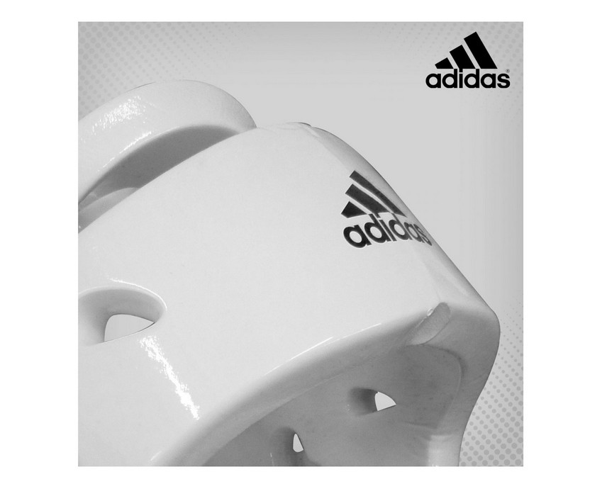 Шлем для тхэквондо Adidas Head Guard Dip Foam WTF белый adiTHG01C 856_700